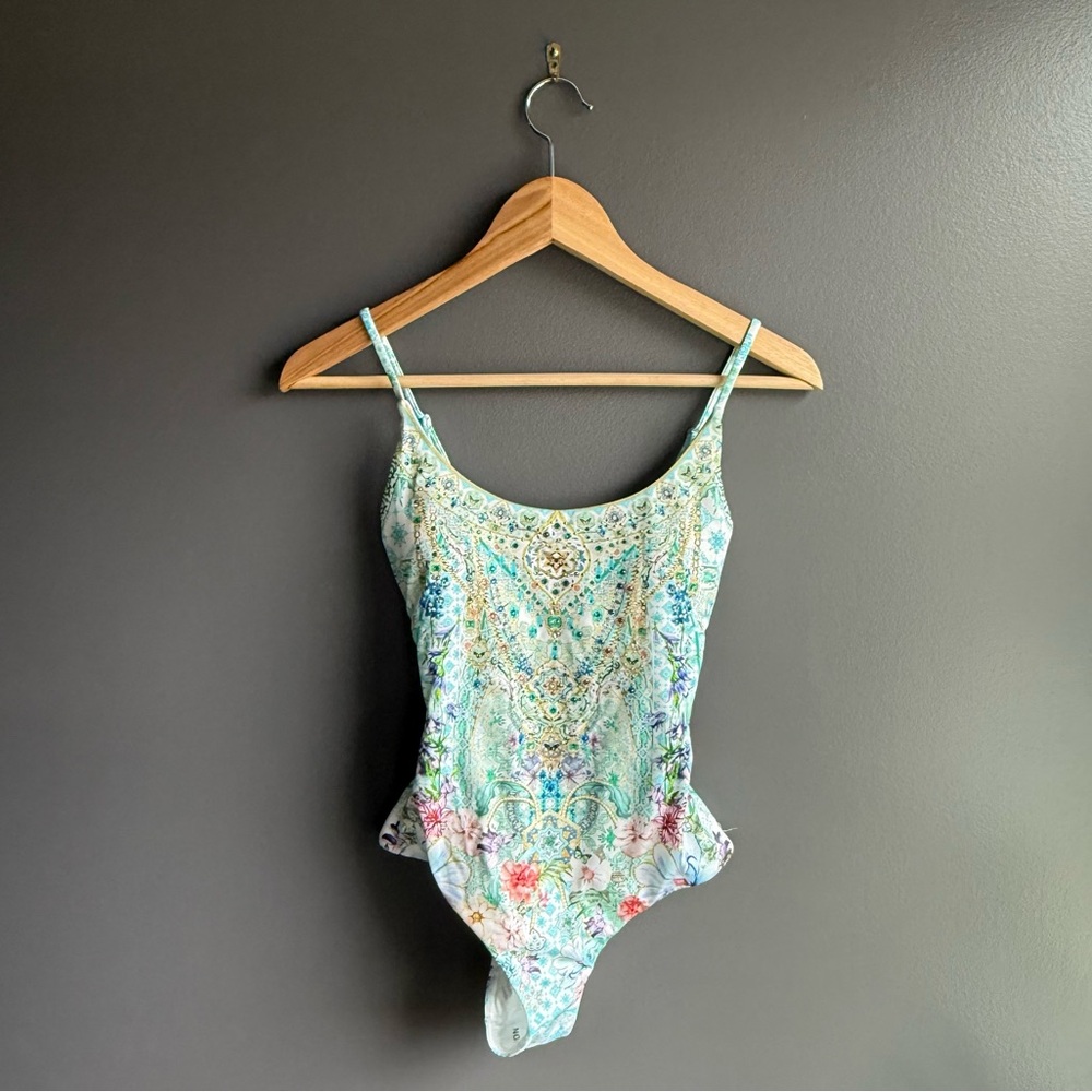Camilla Sunrise in Sintra Women Scoop Neck One Piece Swimsuit Size XS NWT
